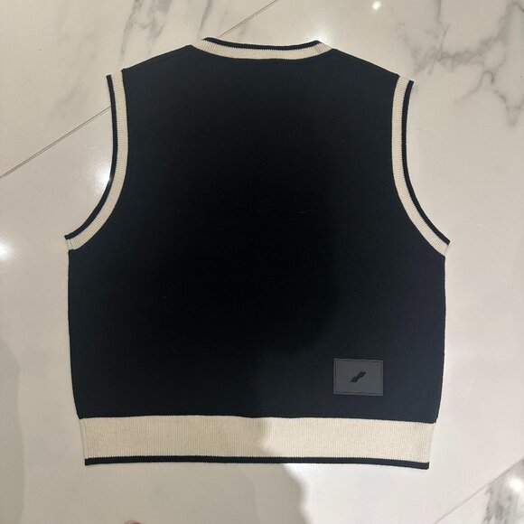 [NWOT] We11done Black V-Neck Vest - Picture 5 of 7
